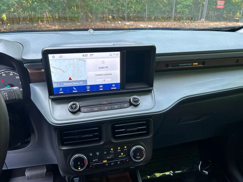 Used 2023 Blue Ford Lariat image 18