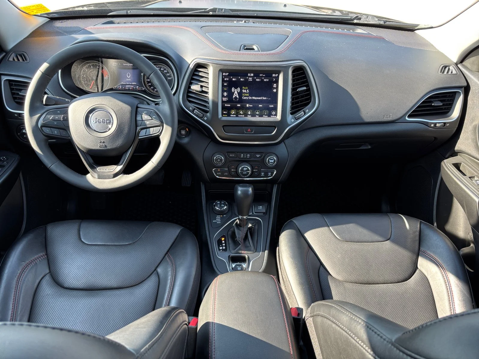 Certified Used 2022 Black Jeep Trailhawk Elite image 12