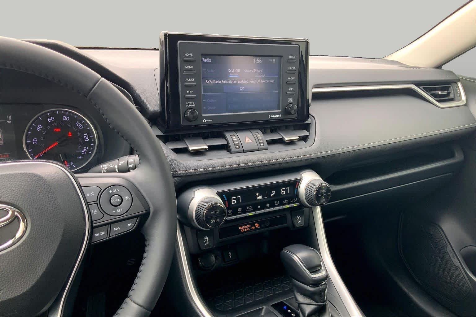 Used 2020 Magnetic Gray Metallic Toyota XLE Premium image 7