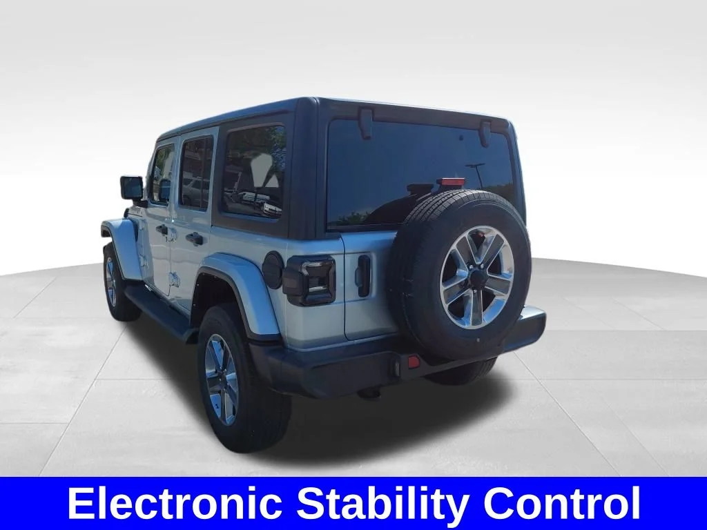 Used 2022 Silver Jeep Unlimited Sahara image 13