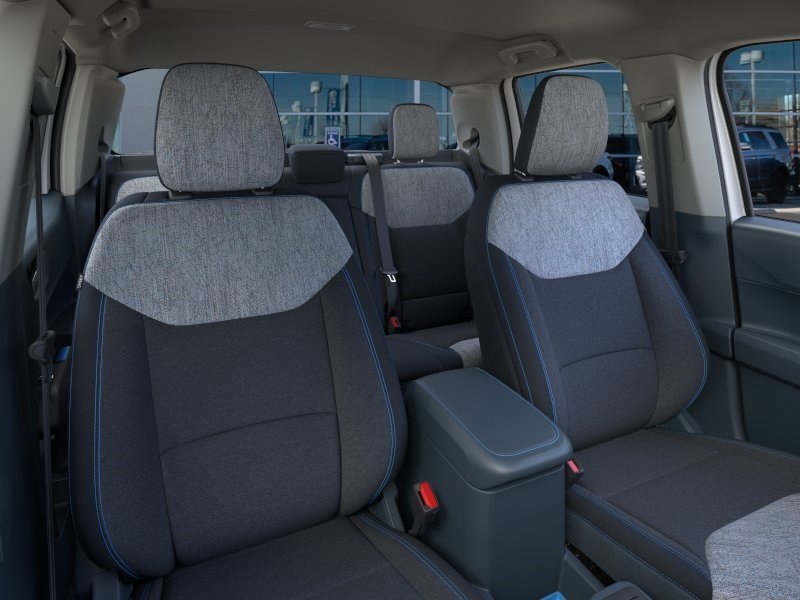 New 2026 Oxford White Ford XLT image 11