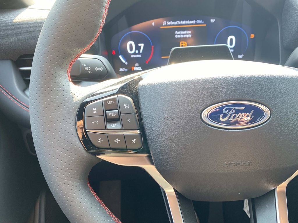 New 2026 Agate Black Metallic Ford ST-Line image 19