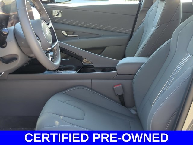 2025 Hyundai Elantra SEL - Photo 13