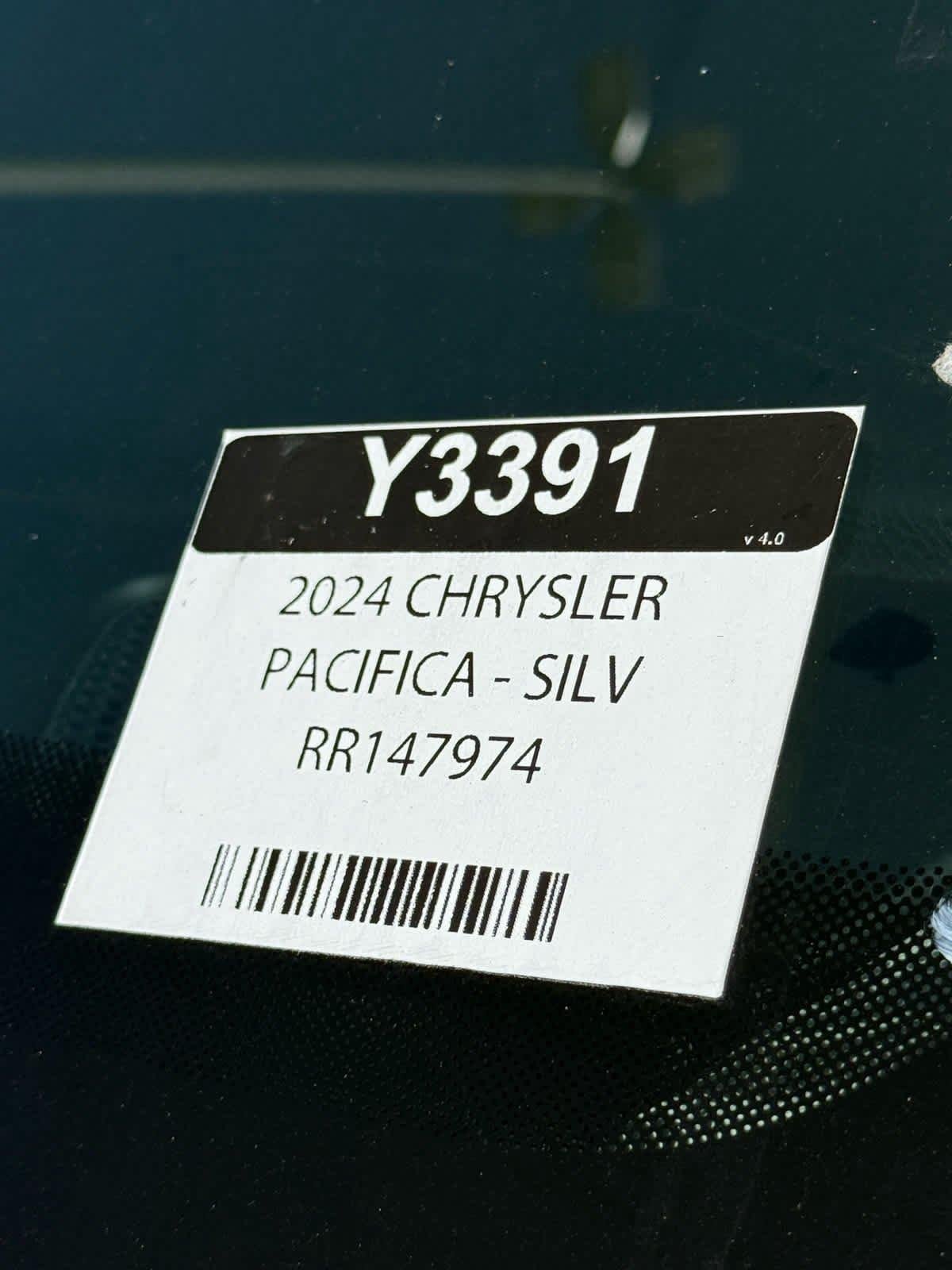 Used 2024 Silver Mist Clearcoat Chrysler Touring L image 32