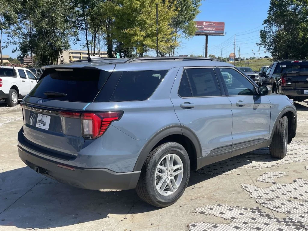 New 2027 Blue Ford Active image 3