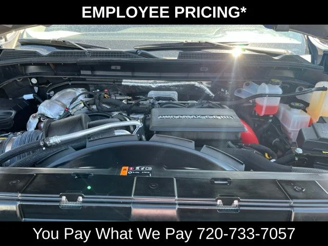 Used 2024 Silver GMC Denali image 27
