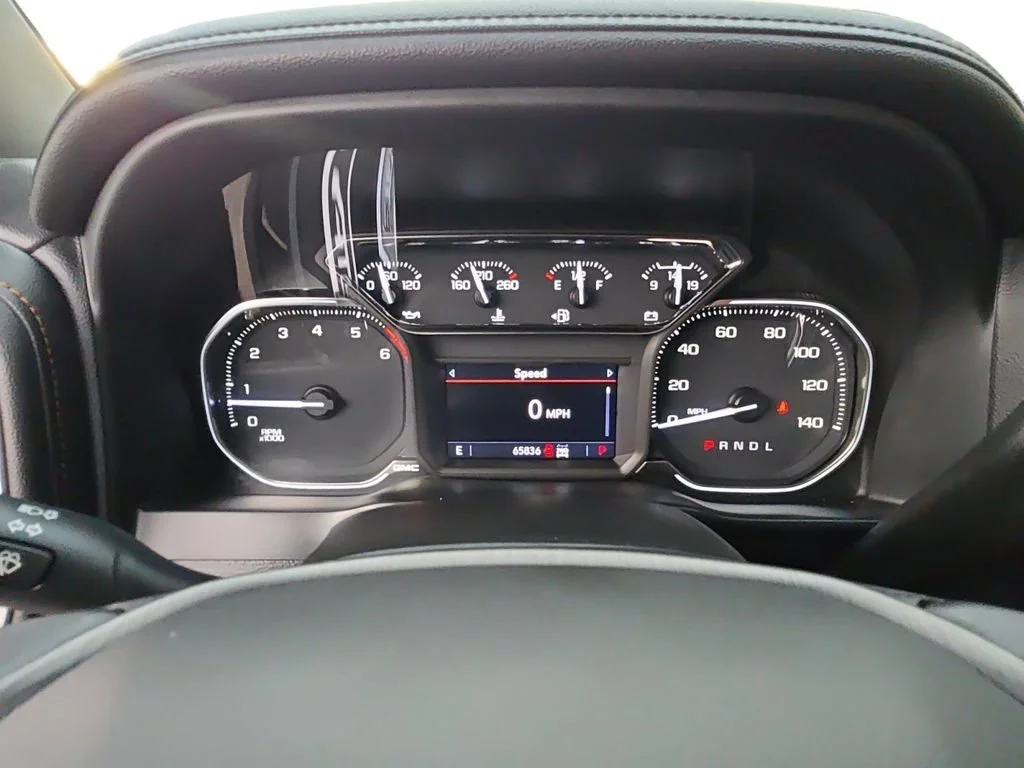 Used 2021 DARK SKY METALLIC GMC AT4 image 14