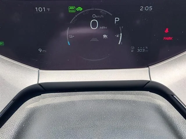 New 2025 Wind Chill Pearl Toyota XSE image 11