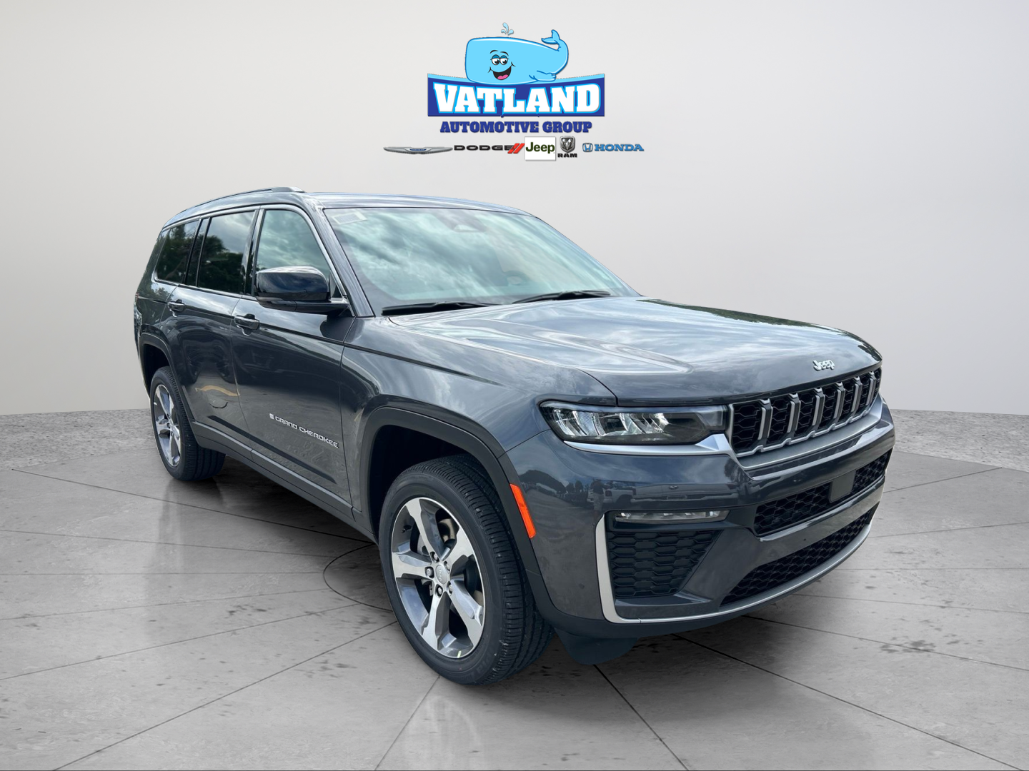 New 2026 Baltic Gray Metallic Clear-Coat Exterior Paint Jeep Limited image 7