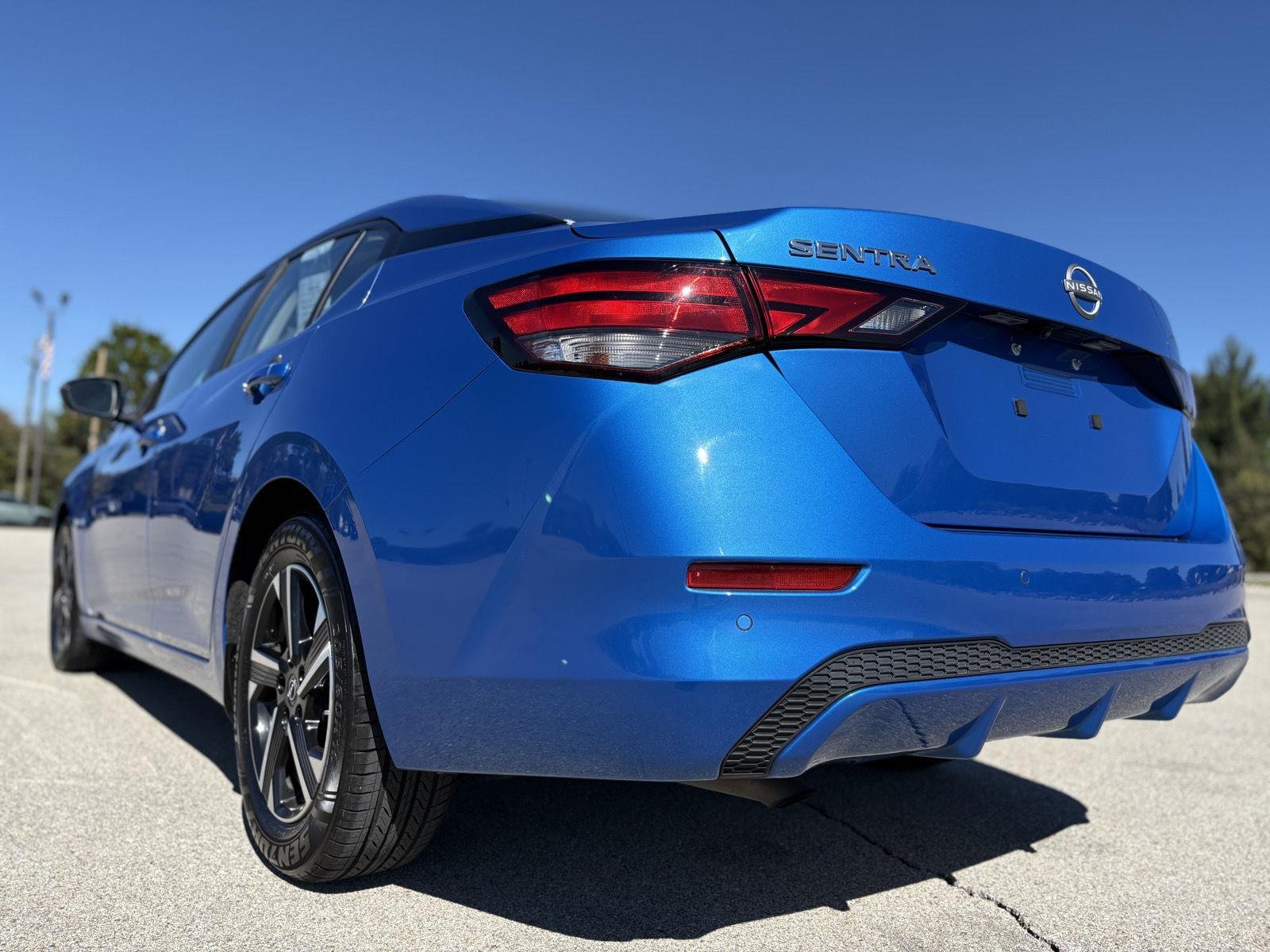 Used 2025 Electric Blue Metallic Nissan SV image 20