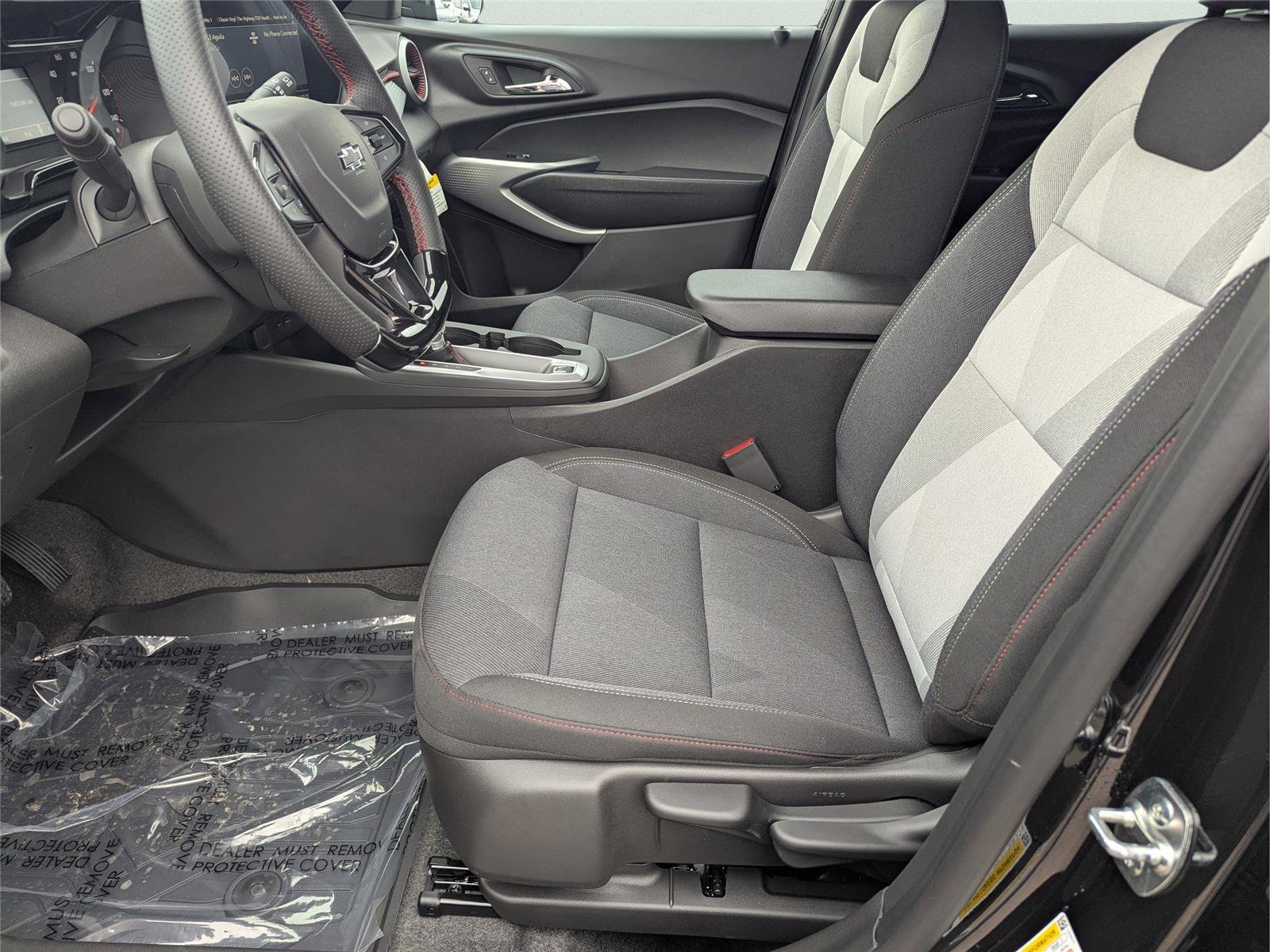 2026 Chevrolet Trax RS - Photo 21