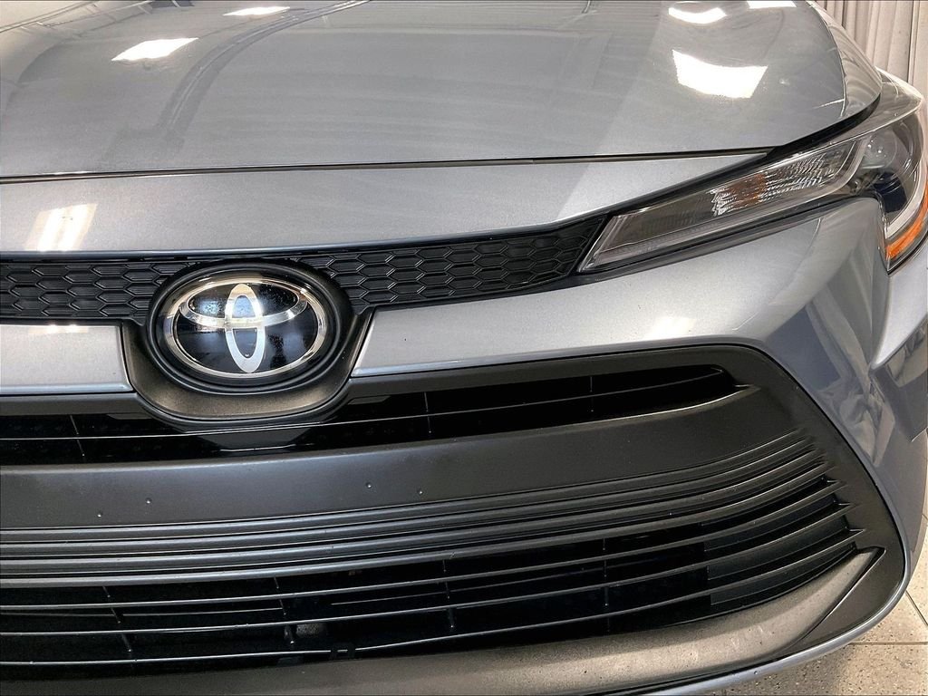 Certified Used 2025 Blue Toyota LE image 31