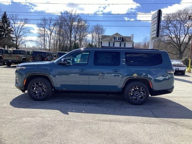 New 2026 Steel Blue Exterior Paint Jeep Limited Altitude image 4
