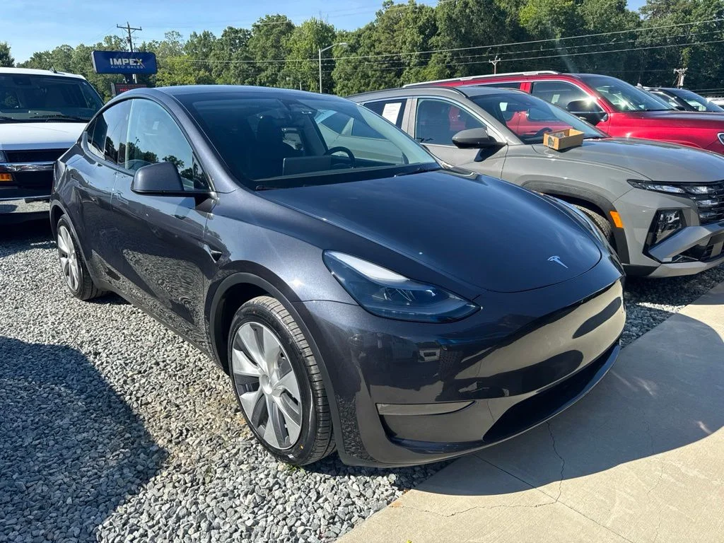 Used 2024 Black Tesla Long Range image 2