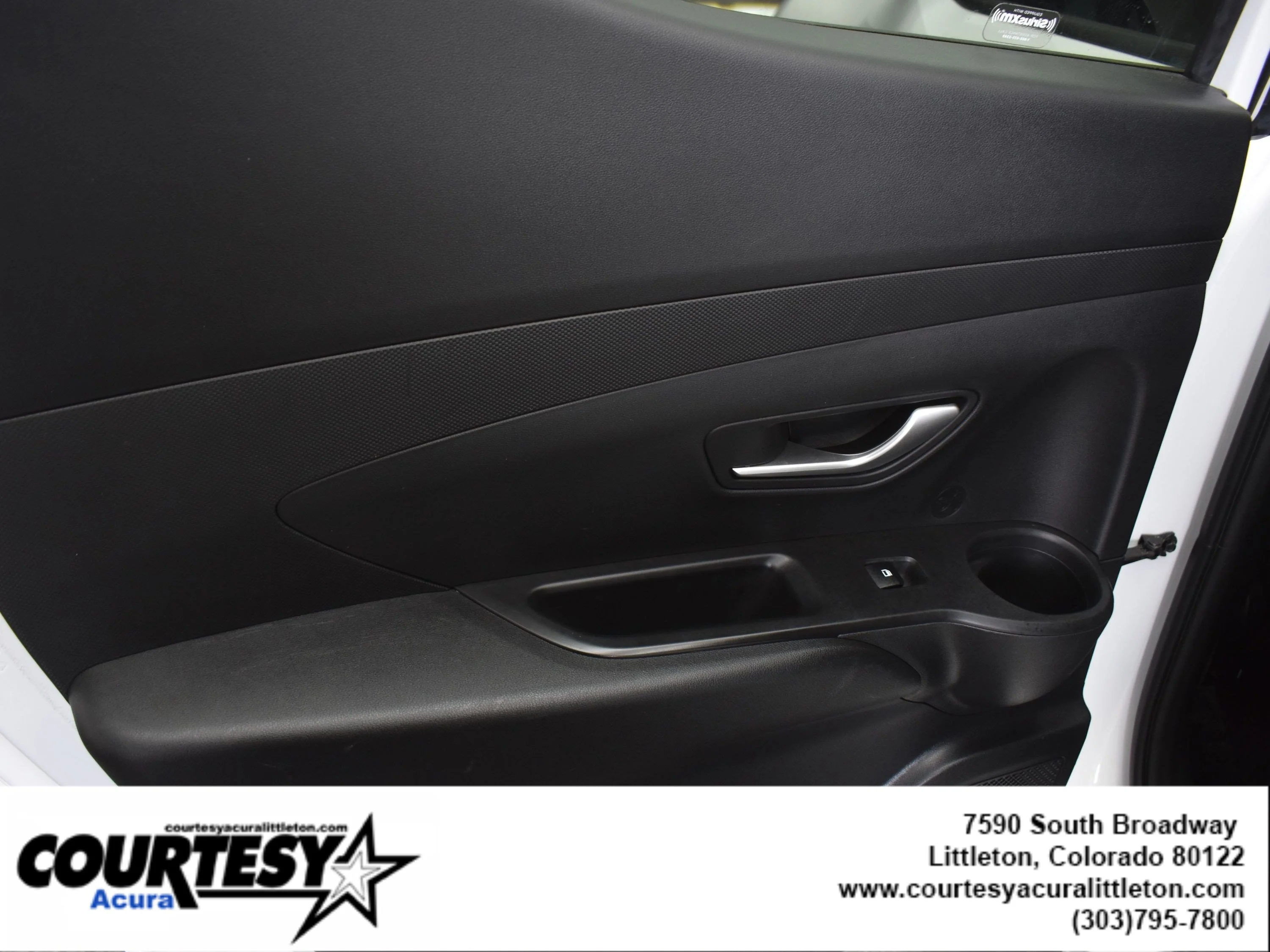 Used 2024 Atlas White Hyundai SEL image 19
