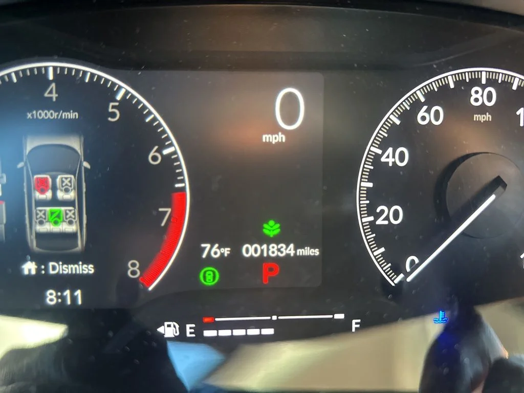 Used 2026 Solar Silver Metallic Honda LX image 31