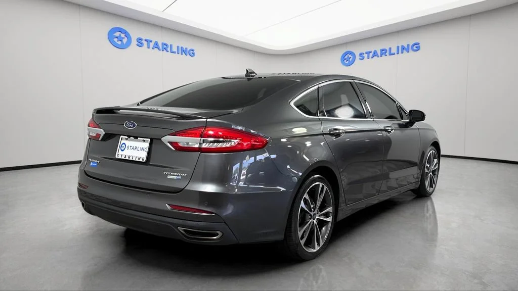 Used 2020 Gray Ford Titanium image 9
