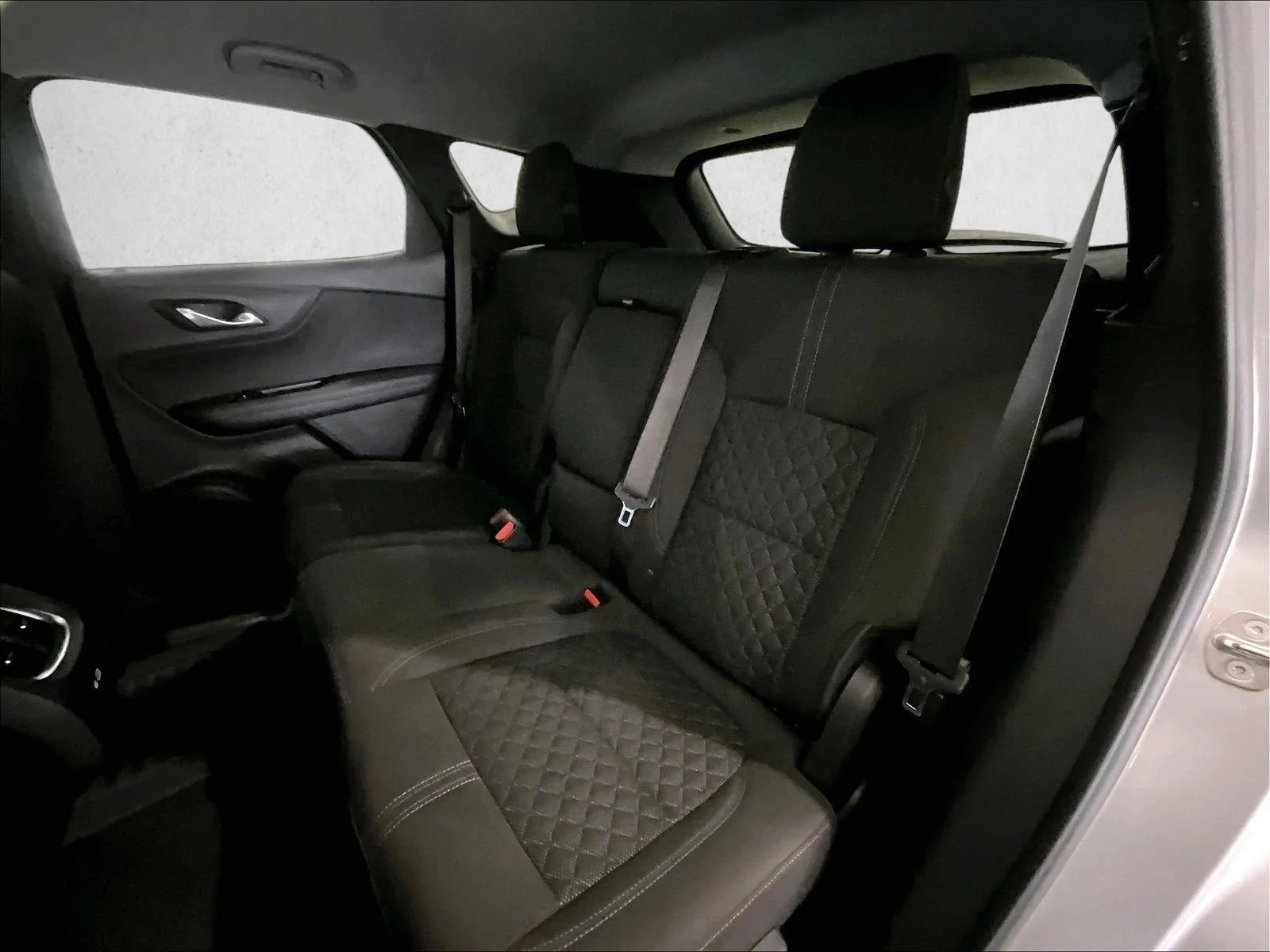 Used 2019 Silver Ice Metallic Chevrolet  image 28