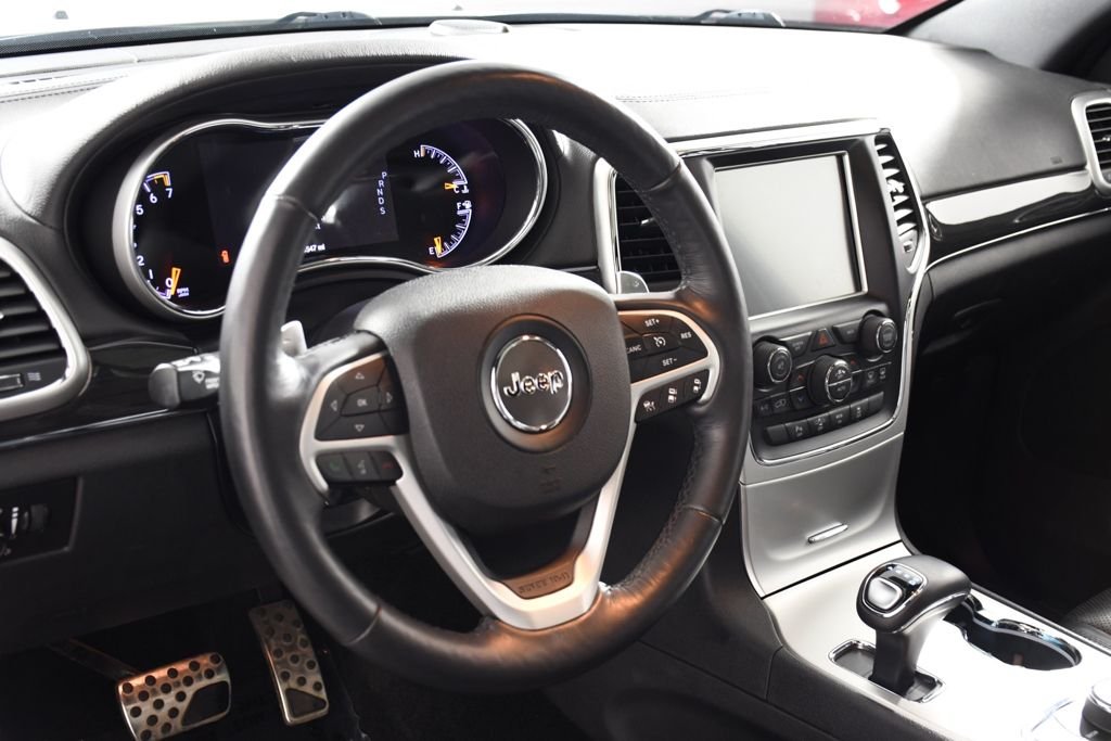 Used 2015 Bright White Clearcoat Jeep Overland image 13