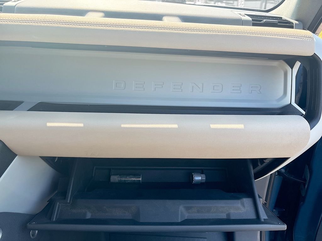 2022 Land Rover Defender X-Dynamic SE - Photo 26