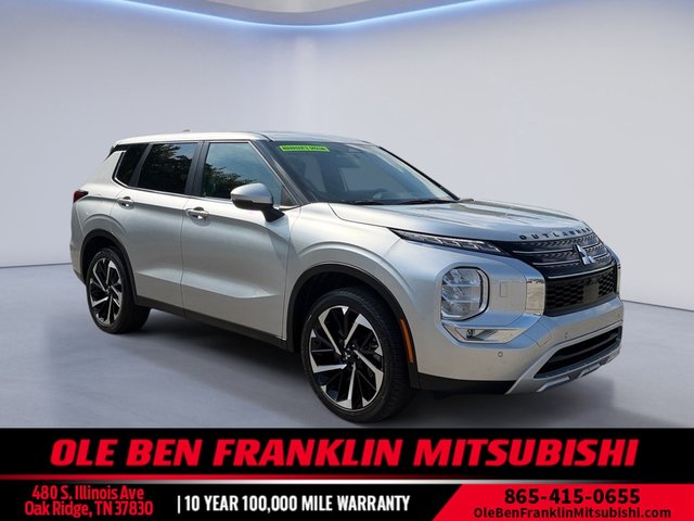 2024 Mitsubishi Outlander SE