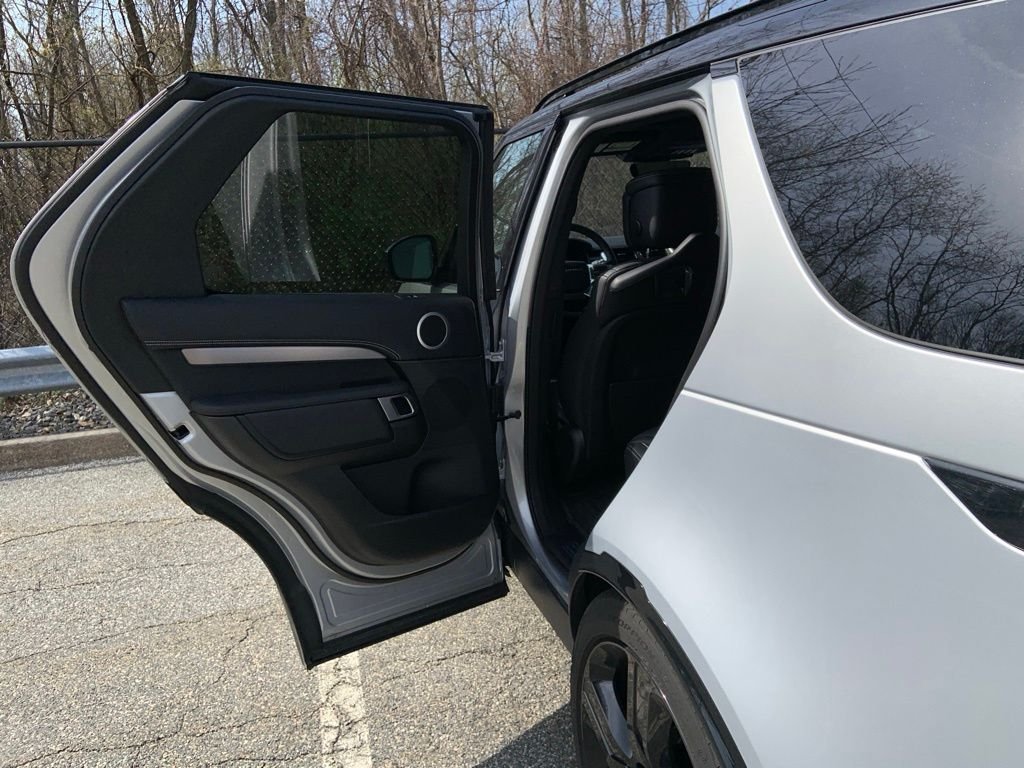 2024 Land Rover Discovery Dynamic SE - Photo 16