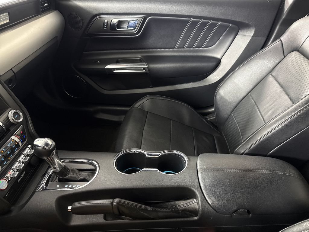 2016 Ford Mustang GT Premium - Photo 22