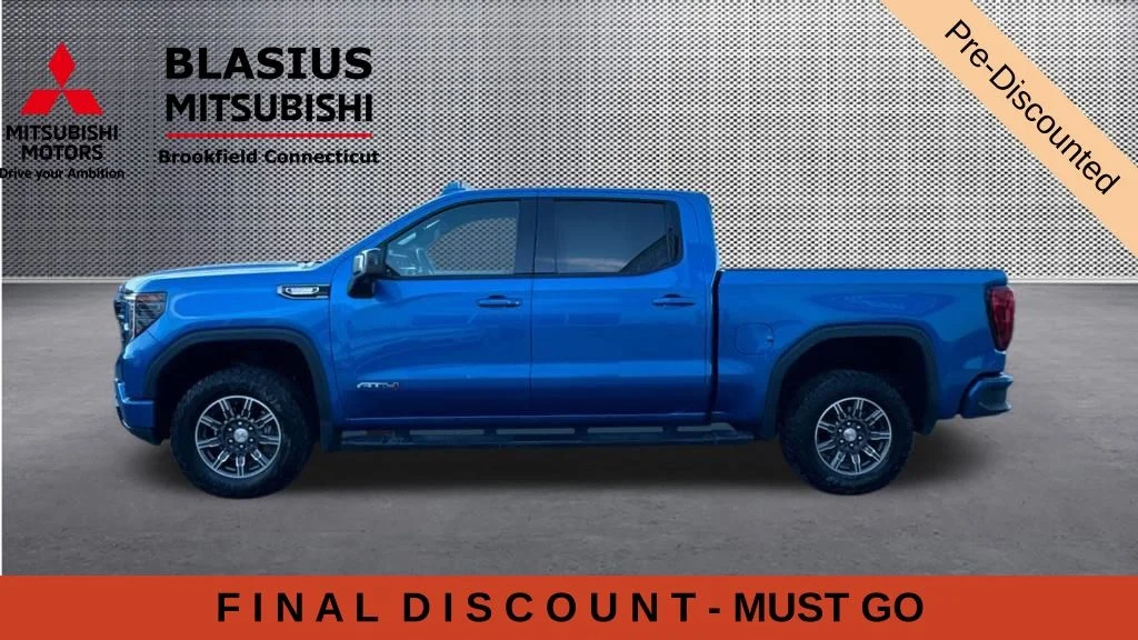 Used 2024 Blue GMC AT4 image 4