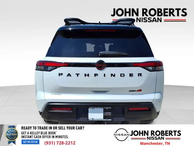 New 2026 Everest White Pearl TriCoat / Super Black Two-tone Nissan Rock Creek® image 16