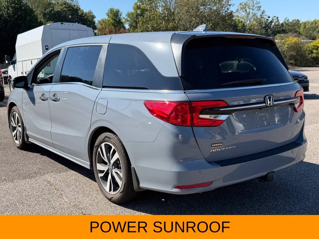 Used 2024  Honda Touring image 6