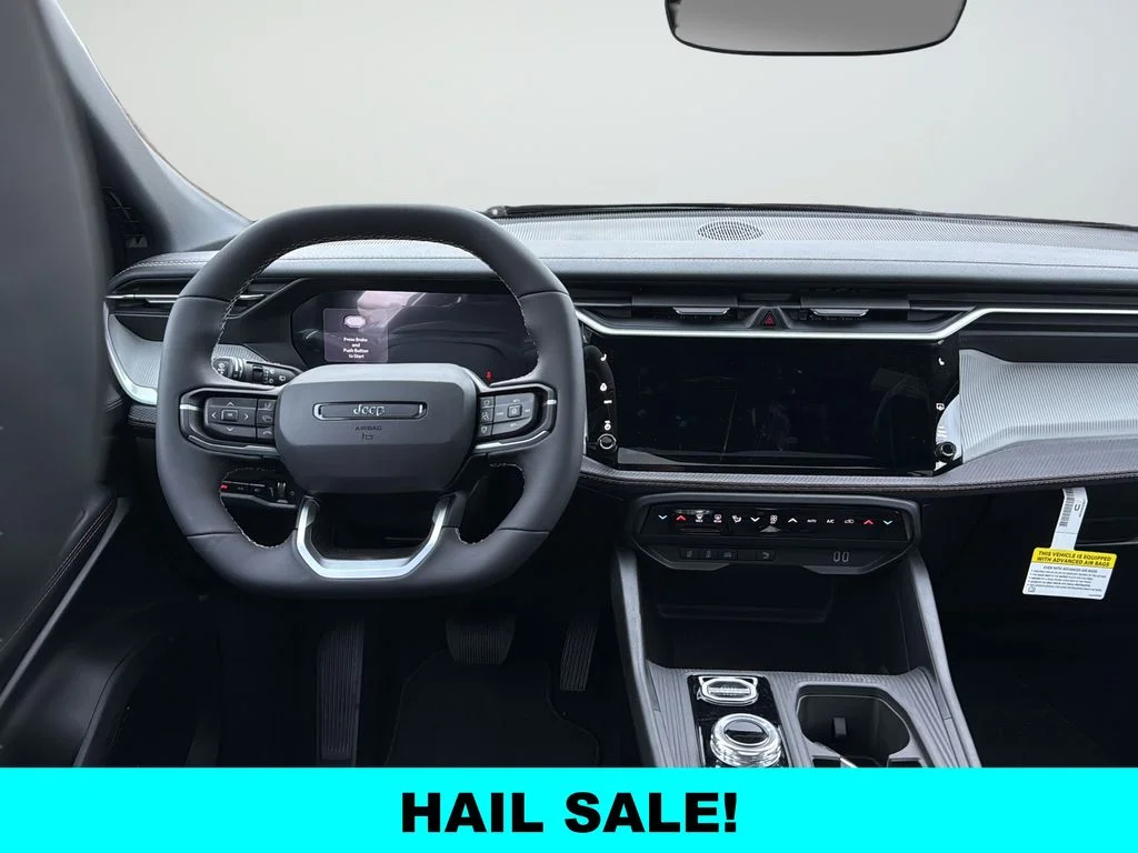 New 2026 Bright White Clear-Coat Exterior Paint Jeep Limited image 12