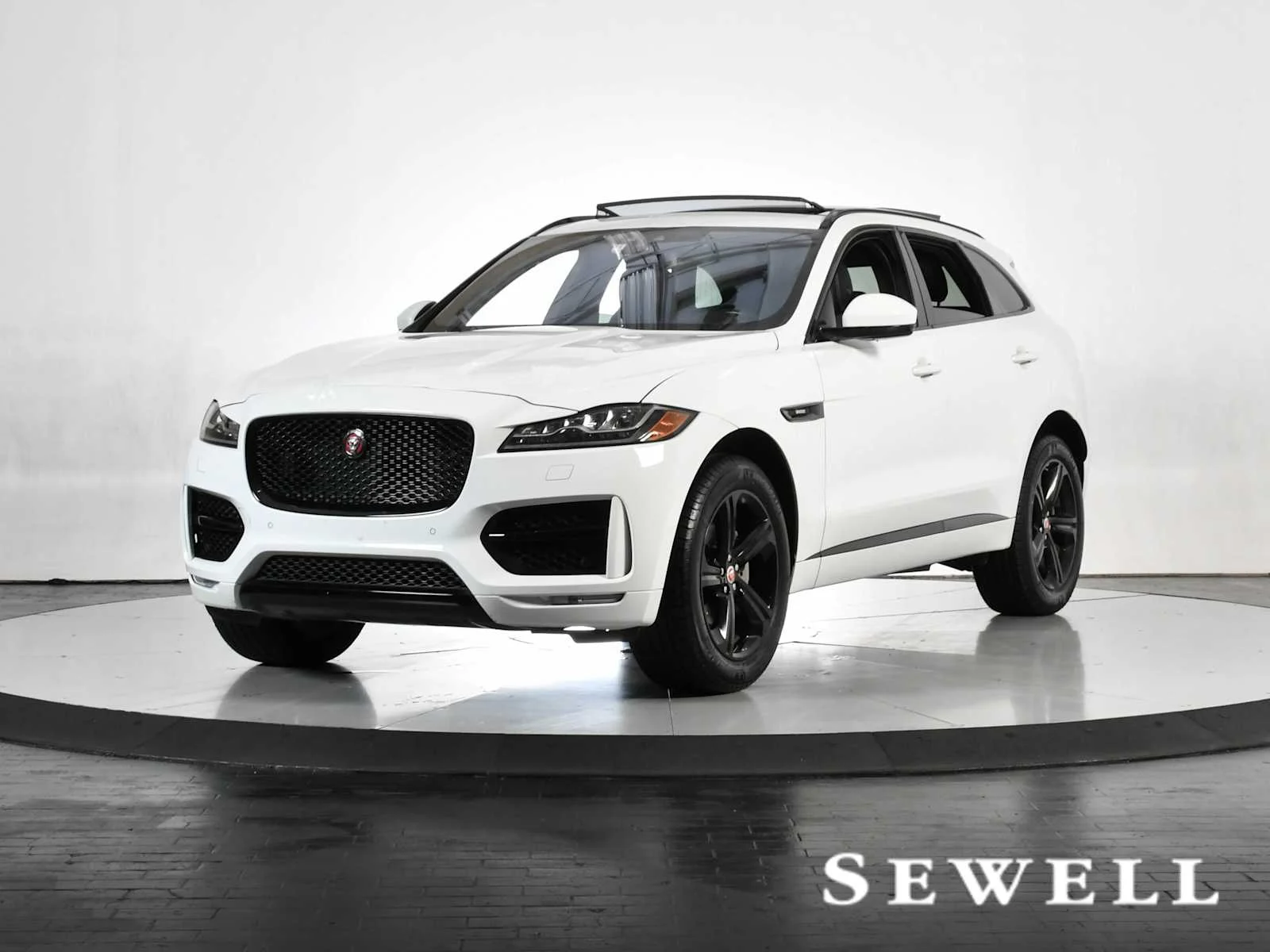 2018 Jaguar F-PACE