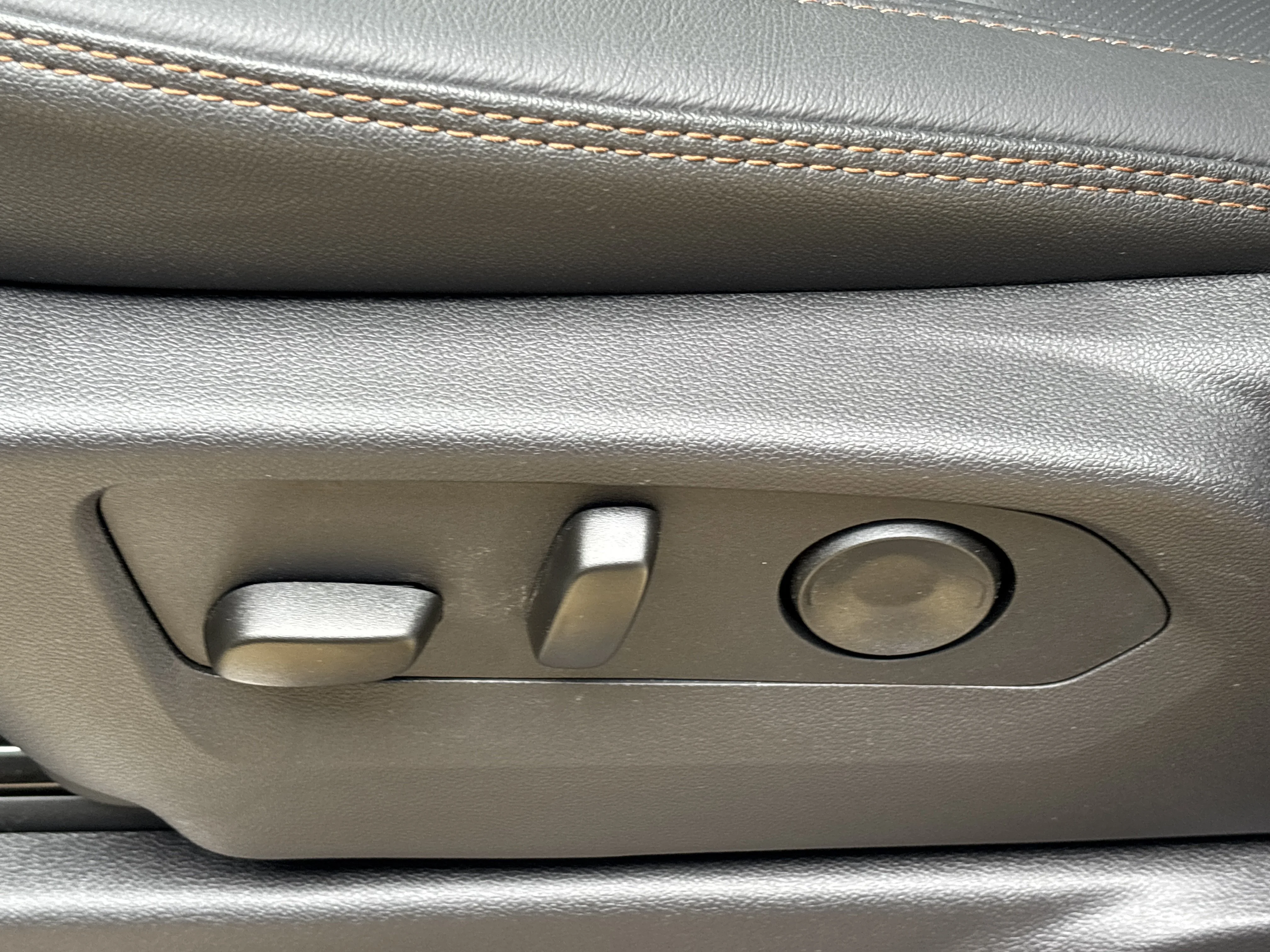 2026 GMC Sierra 3500HD AT4 - Photo 25