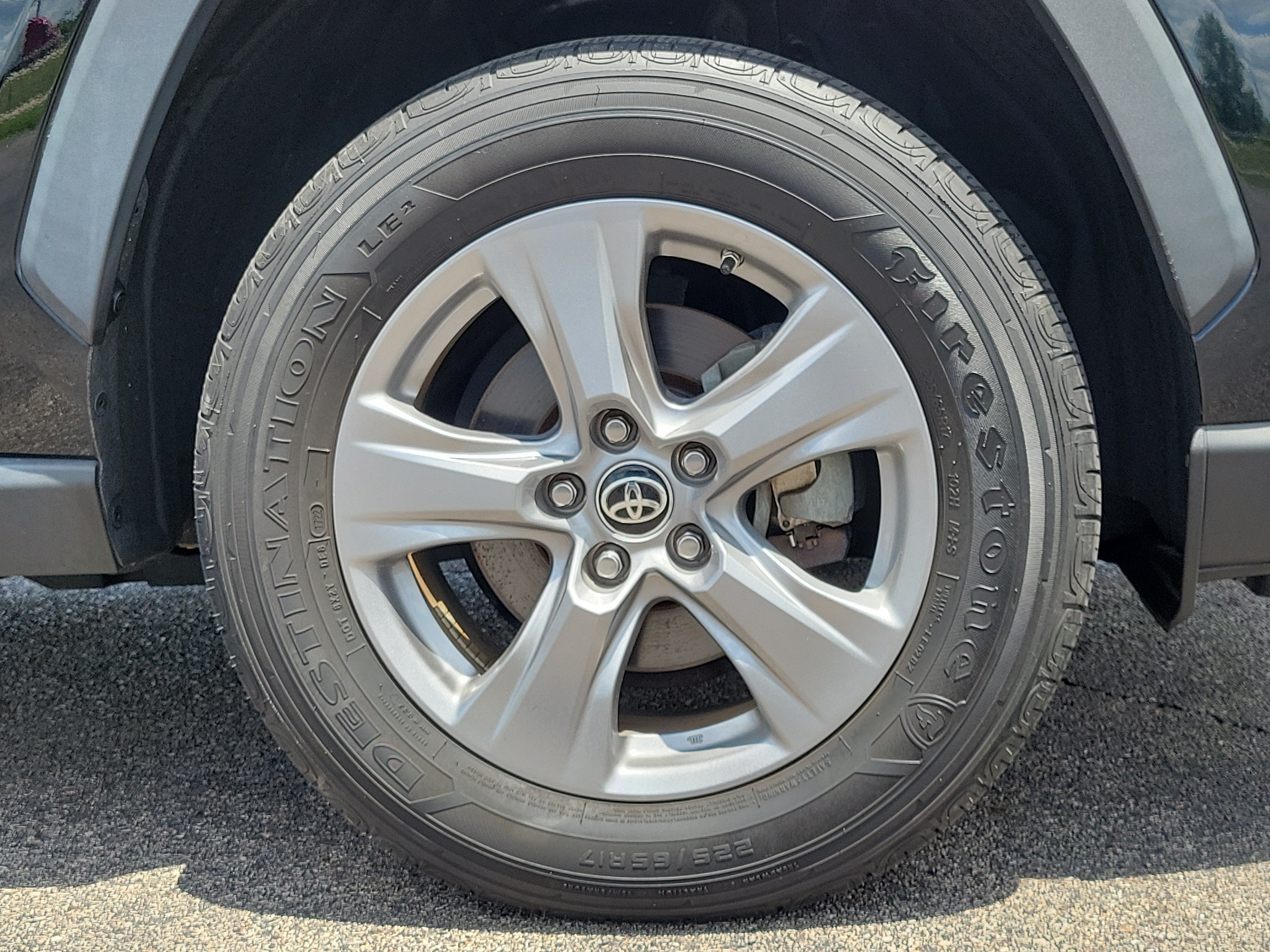 Certified Used 2022 Midnight Black Metallic Toyota LE image 5