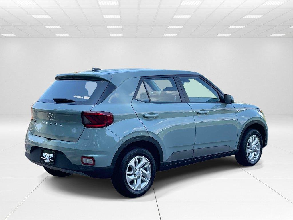 New 2026 Green Hyundai SE image 6