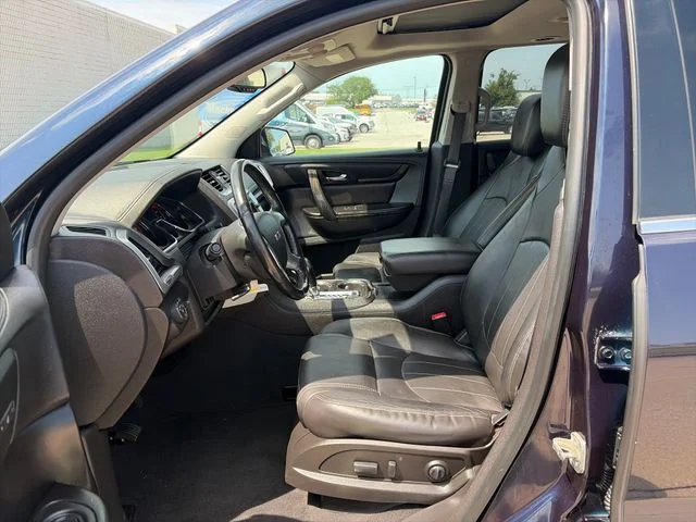 Used 2017 Blue GMC Limited image 8