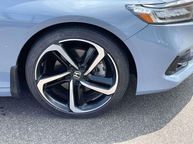 Used 2022 Still Night Pearl Honda Sport image 8