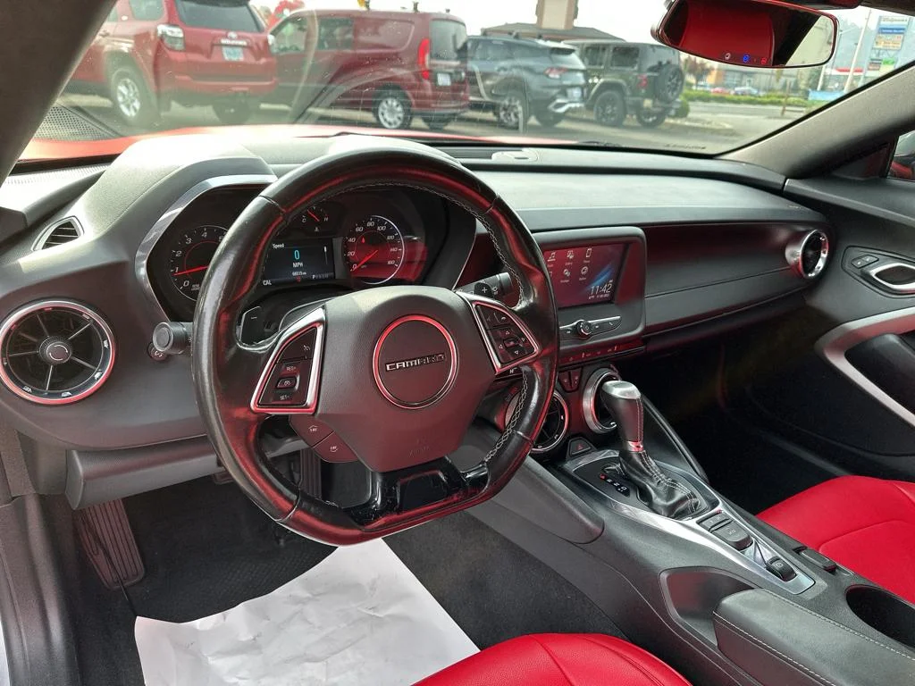 Used 2018 Red Chevrolet 1LT image 13