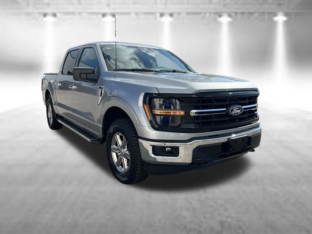 Certified Used 2025 Silver Metallic Ford XLT image 2