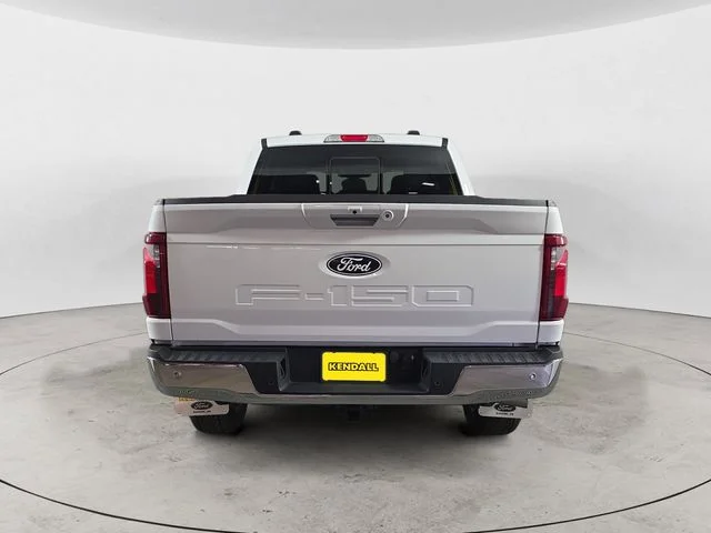 Certified Used 2024 Oxford White Ford XLT image 4