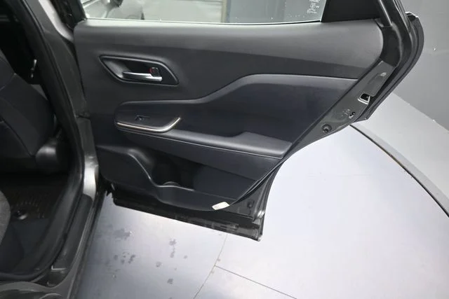 Used 2023  Toyota XLE image 14