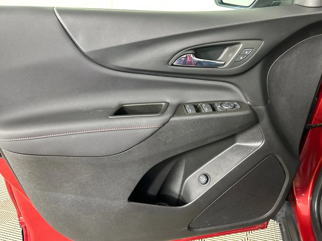 Used 2023 Red Chevrolet RS image 11