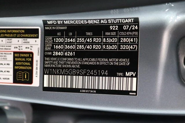 2025 Mercedes-Benz GLC Base - Photo 29