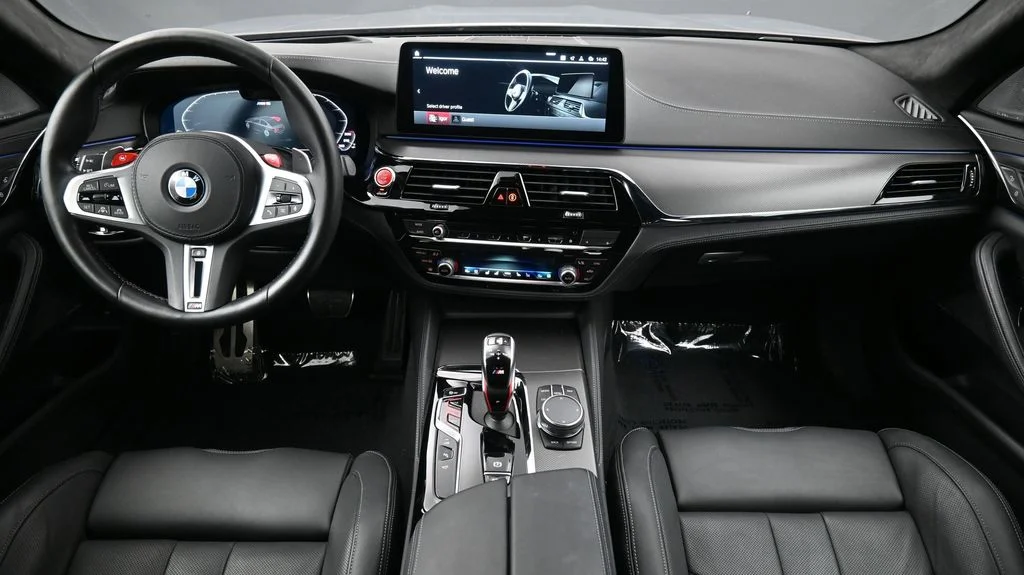 Used 2023 Gray BMW Base image 4