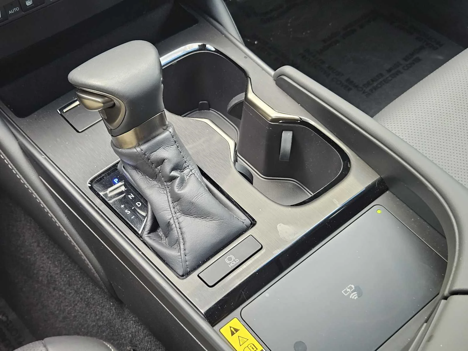 2025 Lexus ES 350 - Photo 14