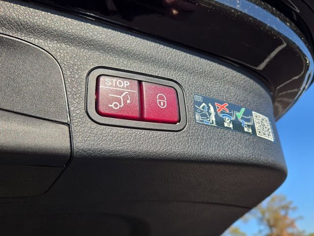 Certified Used 2026 Black Mercedes-Benz GLE 350 image 33