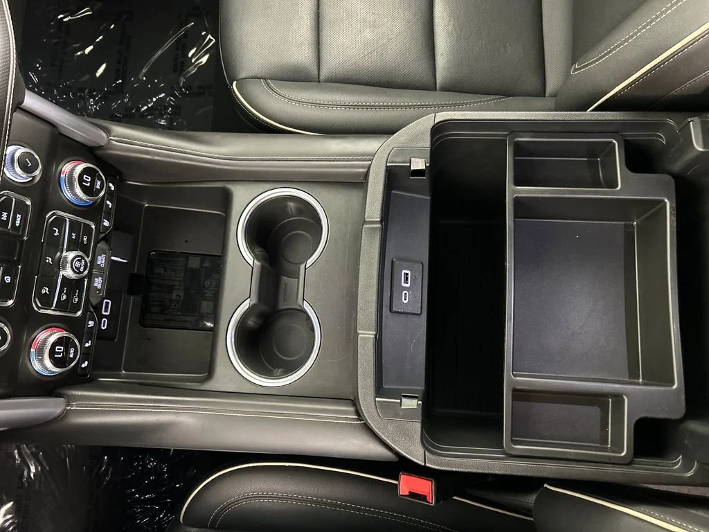 Used 2024 Onyx Black GMC SLT image 15