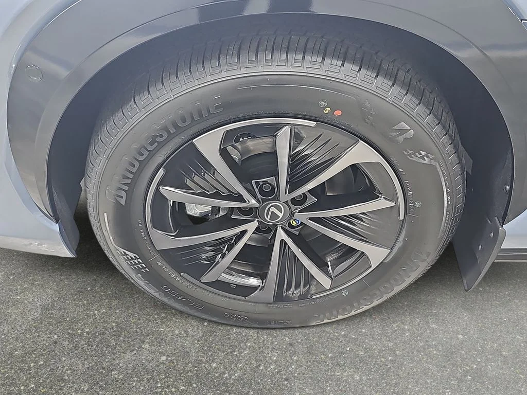 New 2026 Ether Lexus PREMIUM AWD image 31