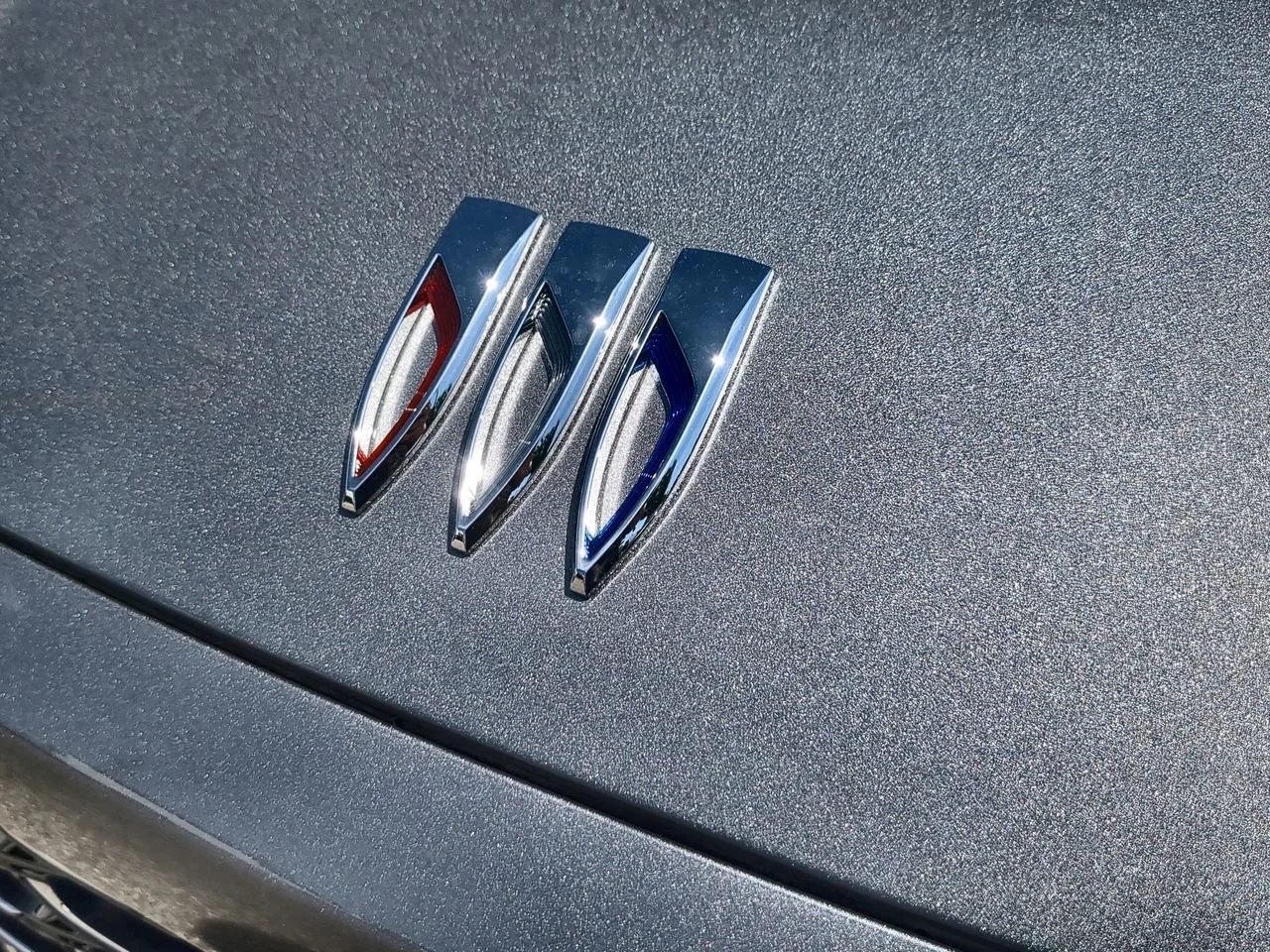 New 2026 Moonstone Gray Metallic Buick Avenir image 32