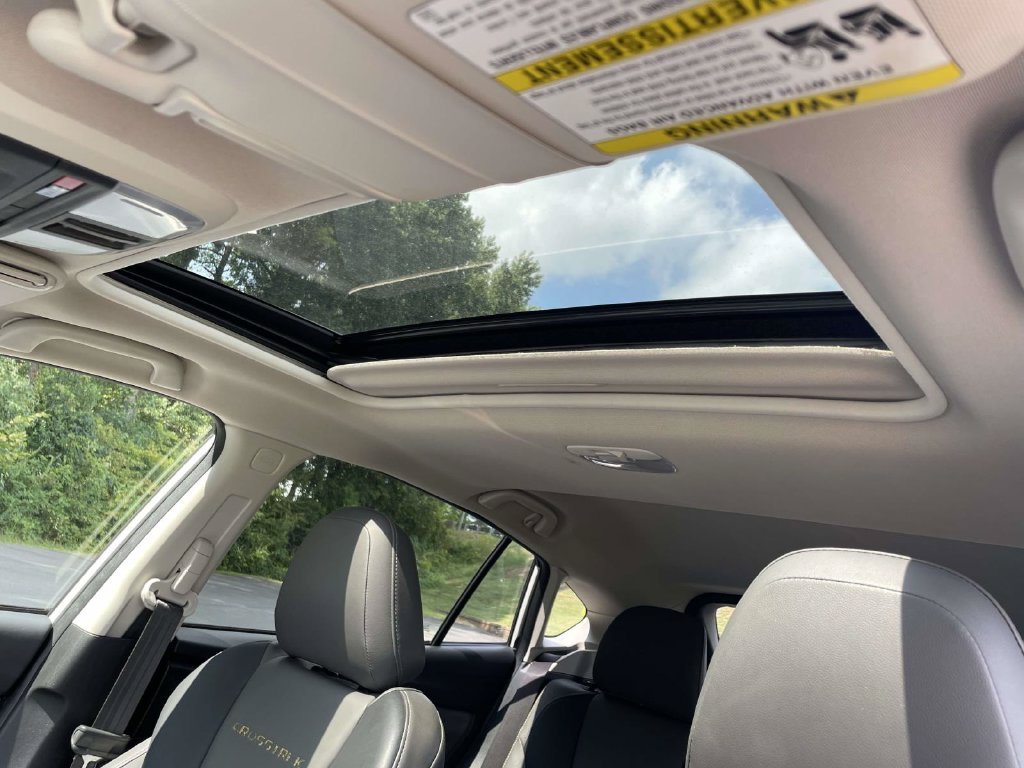 Used 2021 White Subaru Sport image 19